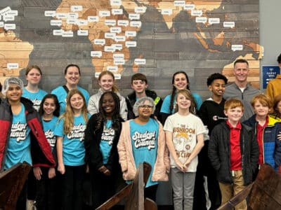 DaVinci students at Feed My Starving Children